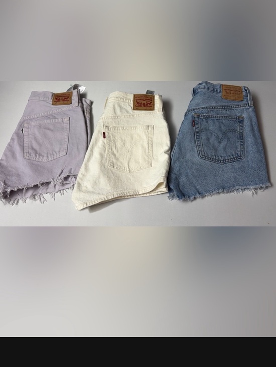 Levi's Denim - Levi’s 501 Jean shorts women size 31 off white ,blue,lavender button fly